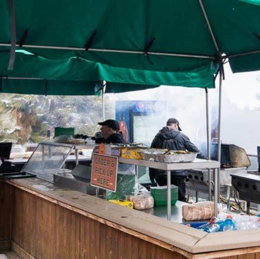 Driftwood BBQ | restaurant | 880 Summit Blvd #1140, Big Bear Lake, CA 92315, USA | 9098665766 OR +1 909-866-5766