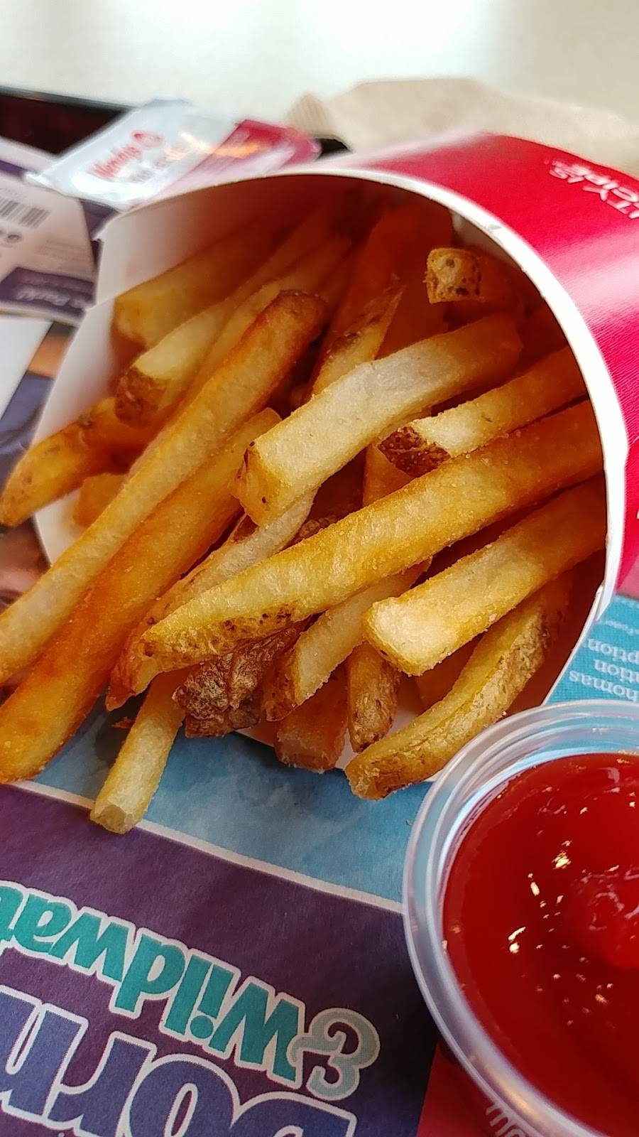 Wendys | restaurant | 1001 NJ-33, Hamilton Township, NJ 08690, USA | 6096891942 OR +1 609-689-1942