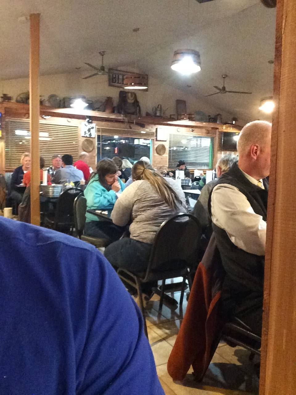 544 Gravois Rd Is Now Smoking Barrels Bbq | restaurant | 588 Gravois Rd, Fenton, MO 63026, USA | 6367178300 OR +1 636-717-8300