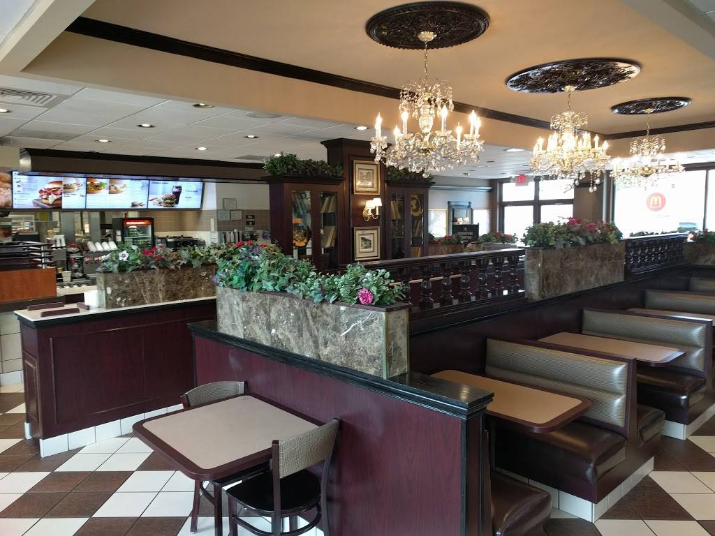 McDonalds | cafe | 190 N Shiloh Rd, Garland, TX 75044, USA | 9725303430 OR +1 972-530-3430