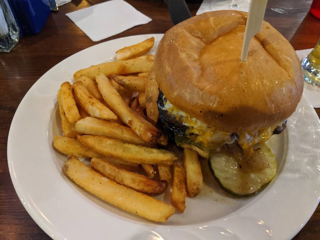 Ignite Tavern | restaurant | 1065 S Baldwin Rd, Orion Charter Township, MI 48360, USA | 2489773795 OR +1 248-977-3795