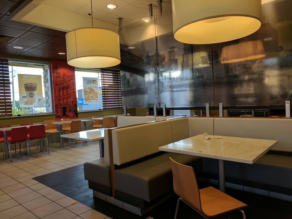McDonalds | cafe | 5010 Delhi Pike, Cincinnati, OH 45238, USA | 5139229407 OR +1 513-922-9407