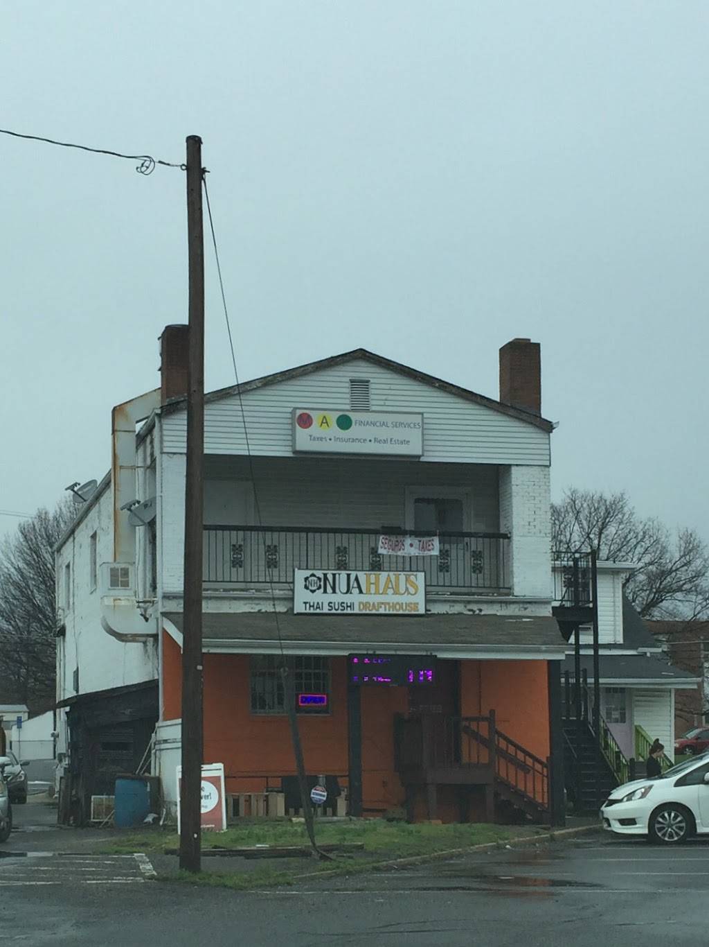 Nua Haus Thai, Sushi & Drafthouse | restaurant | 7203 Columbia Pike, Annandale, VA 22003, USA | 7037500880 OR +1 703-750-0880