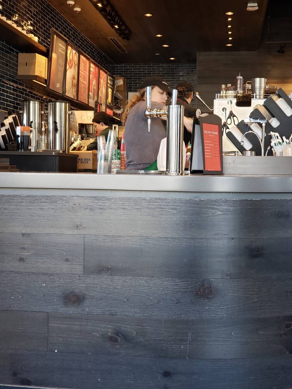 Starbucks | cafe | 193 Boston Turnpike, Shrewsbury, MA 01545, USA | 5084390185 OR +1 508-439-0185