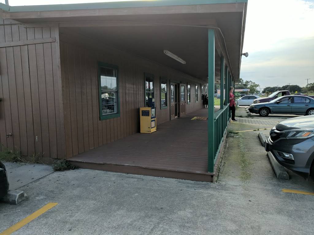 Tonys BBQ | restaurant | 1102 Miller St, Wallisville, TX 77597, USA | 4092676343 OR +1 409-267-6343