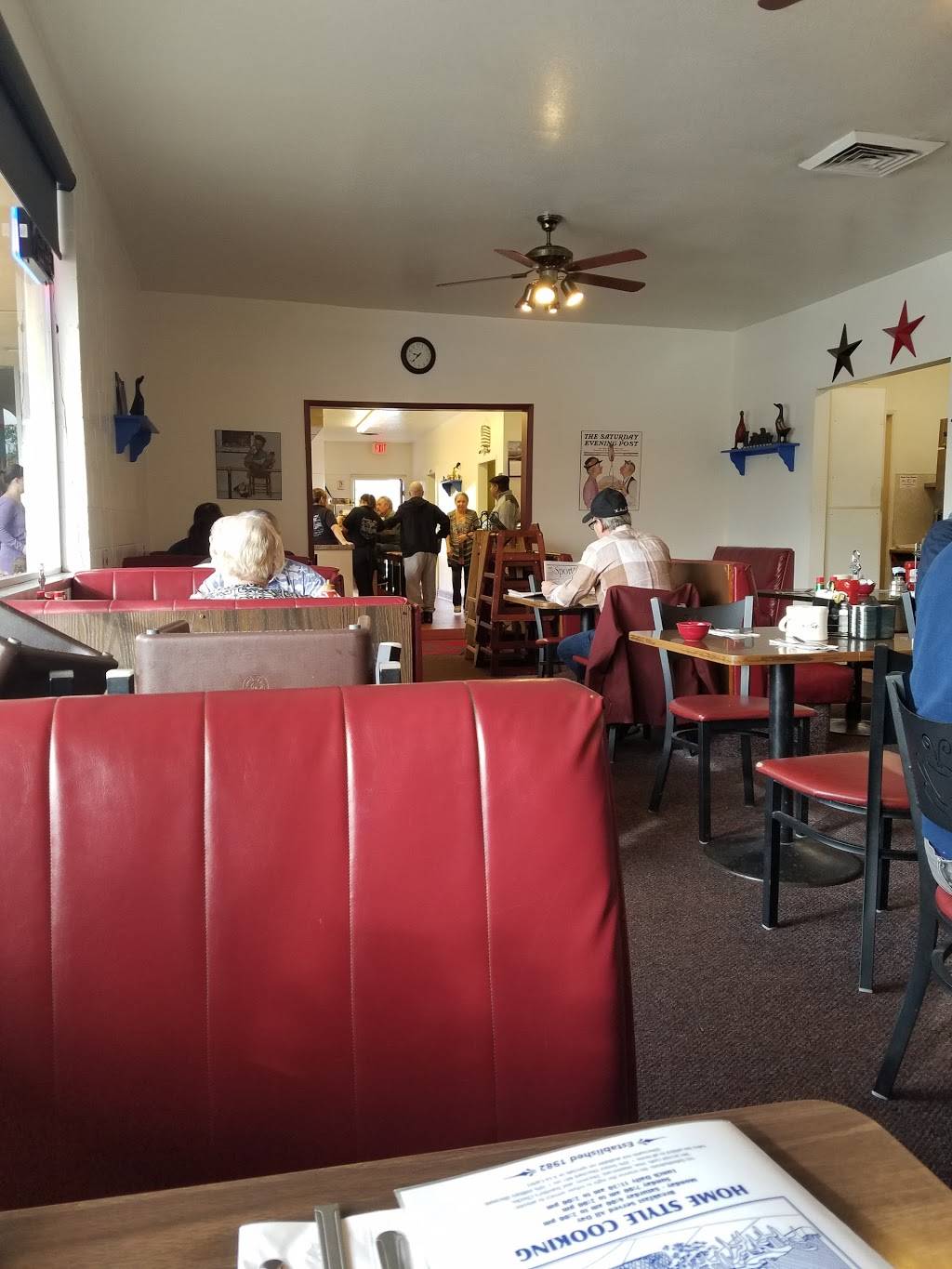 American Host Catering | restaurant | 113 N I St, Lompoc, CA 93436, USA | 8057355188 OR +1 805-735-5188