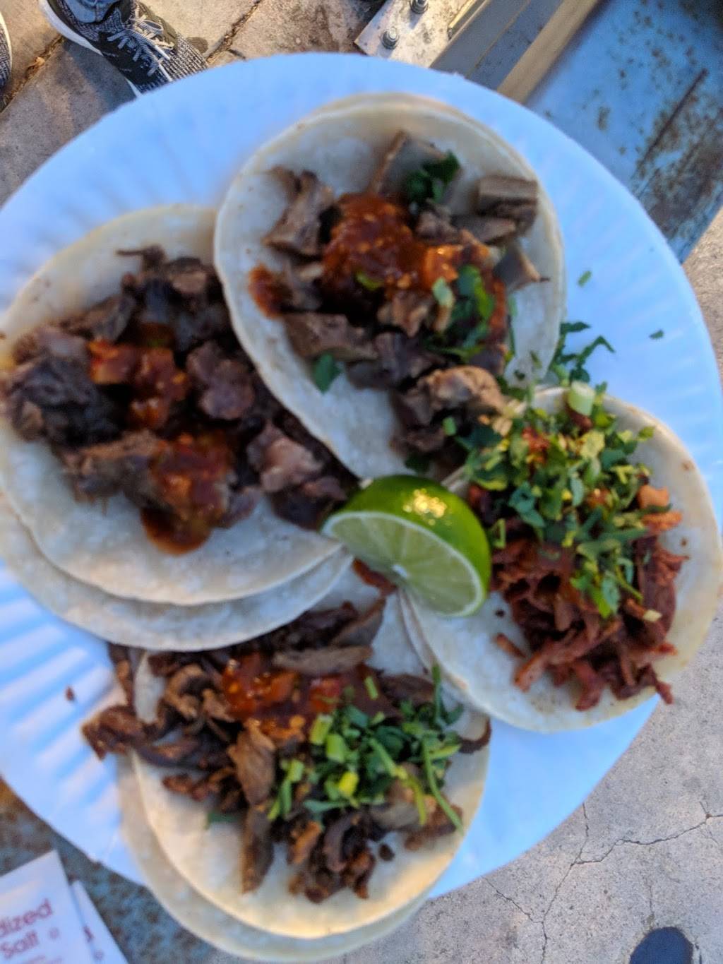 Tacos Super "Gallito" | restaurant | 142 W Central Ave, Santa Ana, CA 92707, USA | 7146005318 OR +1 714-600-5318