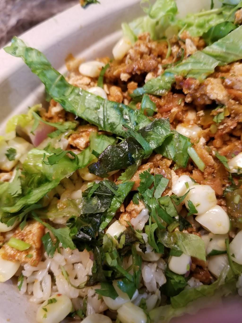 Chipotle Mexican Grill | restaurant | 2060 NE Pine Island Rd, Cape Coral, FL 33909, USA | 2394246451 OR +1 239-424-6451