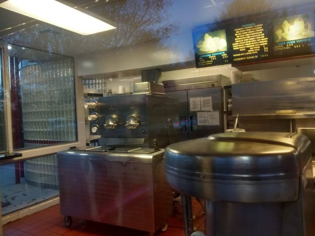 Goodberrys Frozen Custard | restaurant | 2325 Davis Dr, Cary, NC 27519, USA | 9194693350 OR +1 919-469-3350
