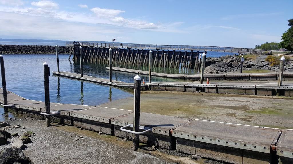 Little Coney | restaurant | 8003 Seaview Ave NW, Seattle, WA 98117, USA | 2067826598 OR +1 206-782-6598