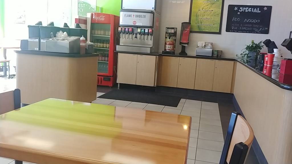 The Flame Broiler | restaurant | 82170 CA-111, Indio, CA 92201, USA | 7608632388 OR +1 760-863-2388