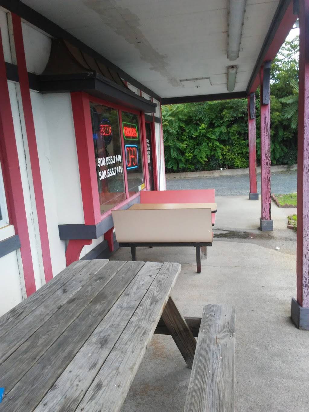 Pizza Plus | meal delivery | 16 N Main St, Natick, MA 01760, USA | 5086557140 OR +1 508-655-7140