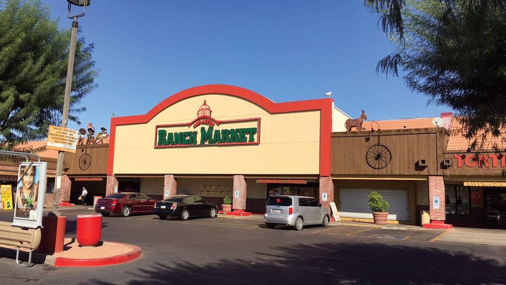 Los Altos Ranch Market | bakery | 5802 W Thomas Rd, Phoenix, AZ 85033, USA | 6238730189 OR +1 623-873-0189