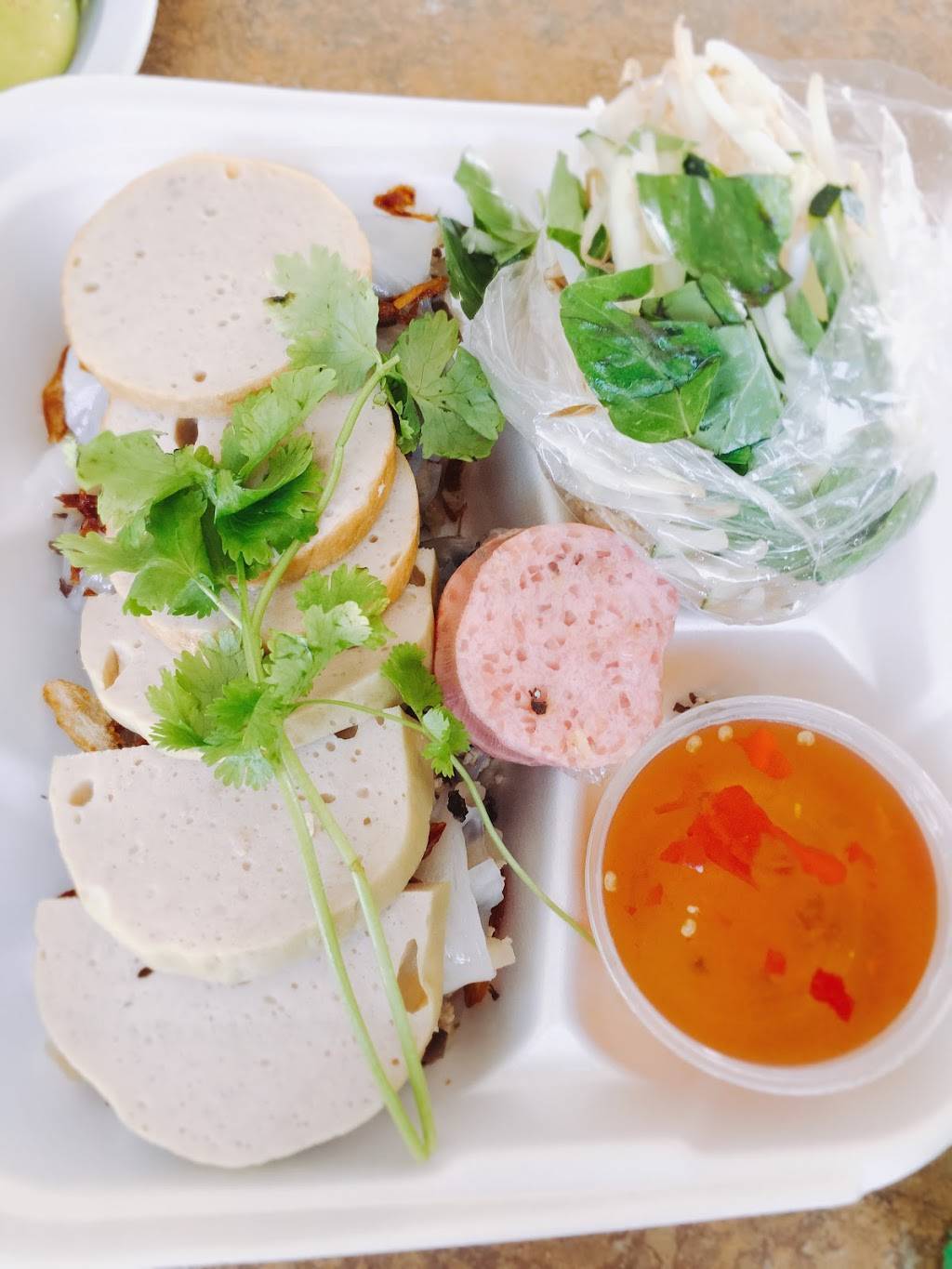 Restaurant Phuong Nga 2 | restaurant | 4016 54th St, San Diego, CA 92105, USA | 6195822642 OR +1 619-582-2642