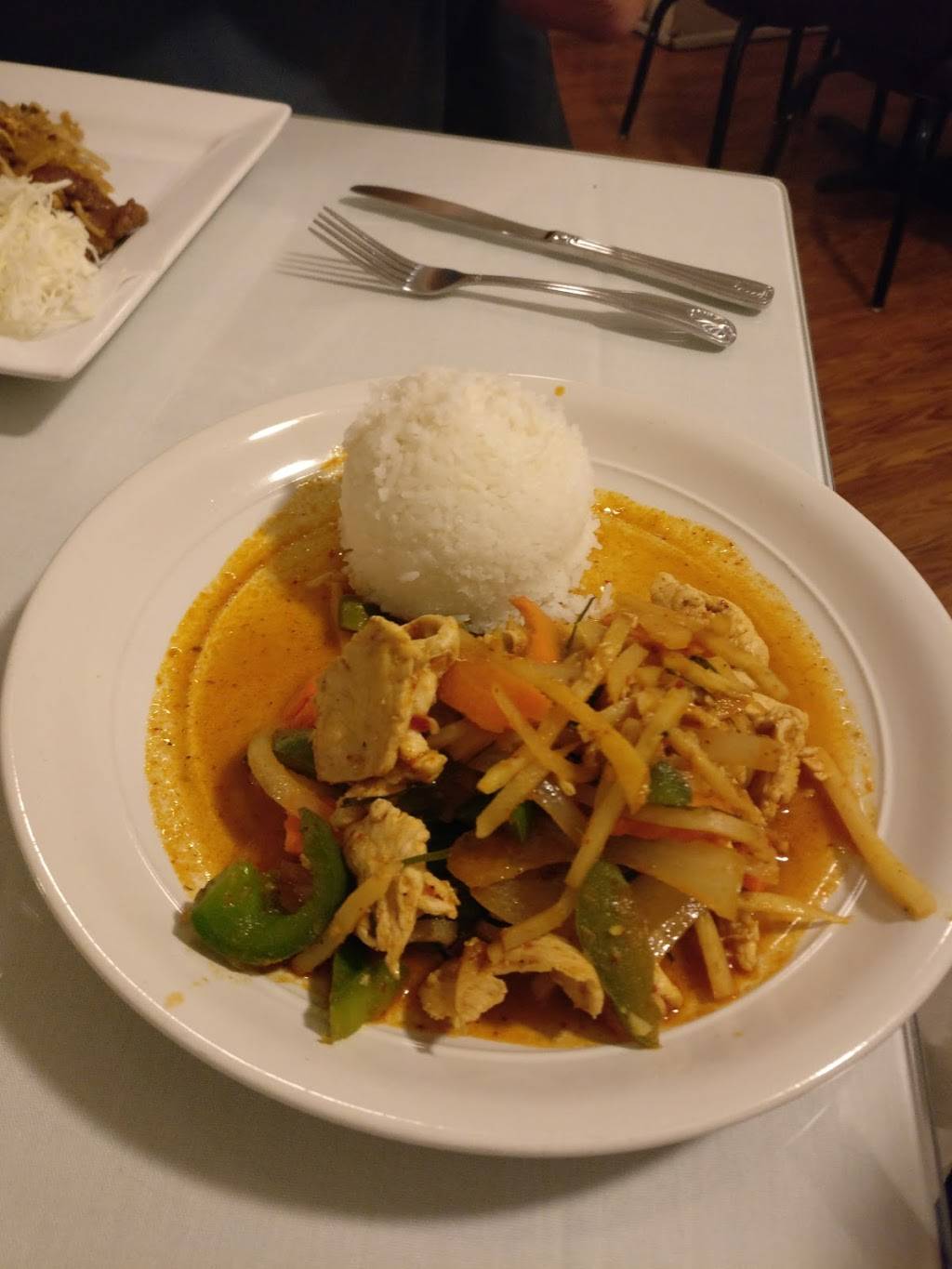 Baan Thai - Sala Thai Covington | restaurant | 315 N Vermont St, Covington, LA 70433, USA | 9853775904 OR +1 985-377-5904