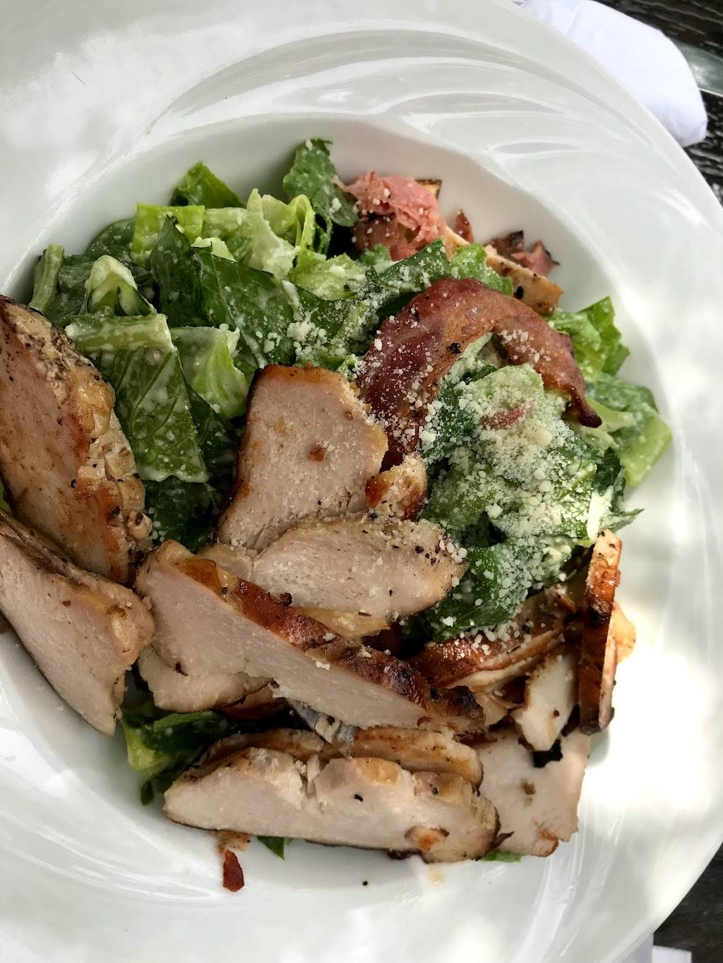 Restaurant La Fouine | restaurant | 139 Chemin Watchorn, Morin-Heights, QC J0R 1H0, Canada | 4502268848 OR +1 450-226-8848