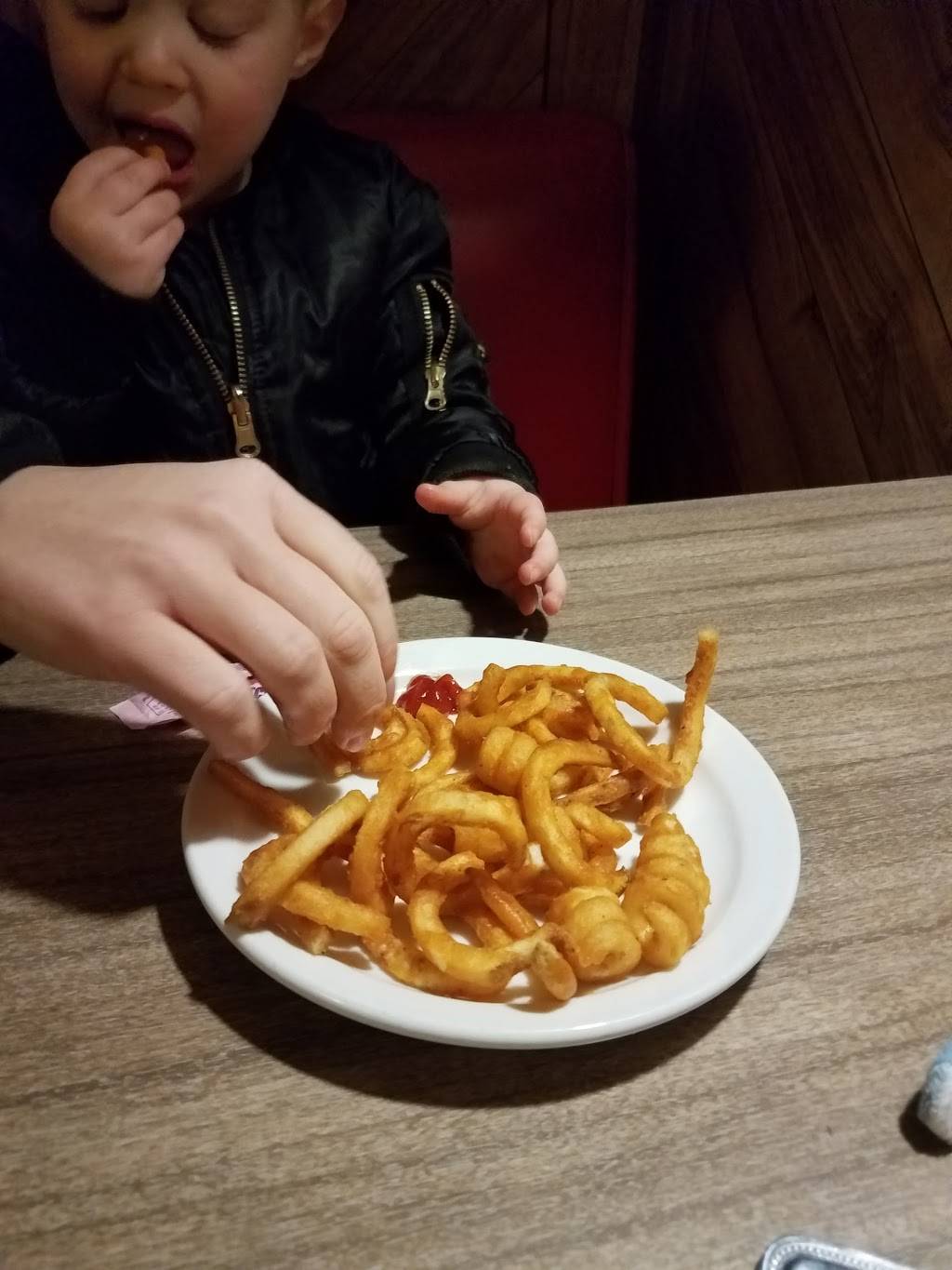 Bob-A-Reas Pizza & Subs | restaurant | 305 N Main St, Bridgewater, VA 22812, USA | 5408283433 OR +1 540-828-3433