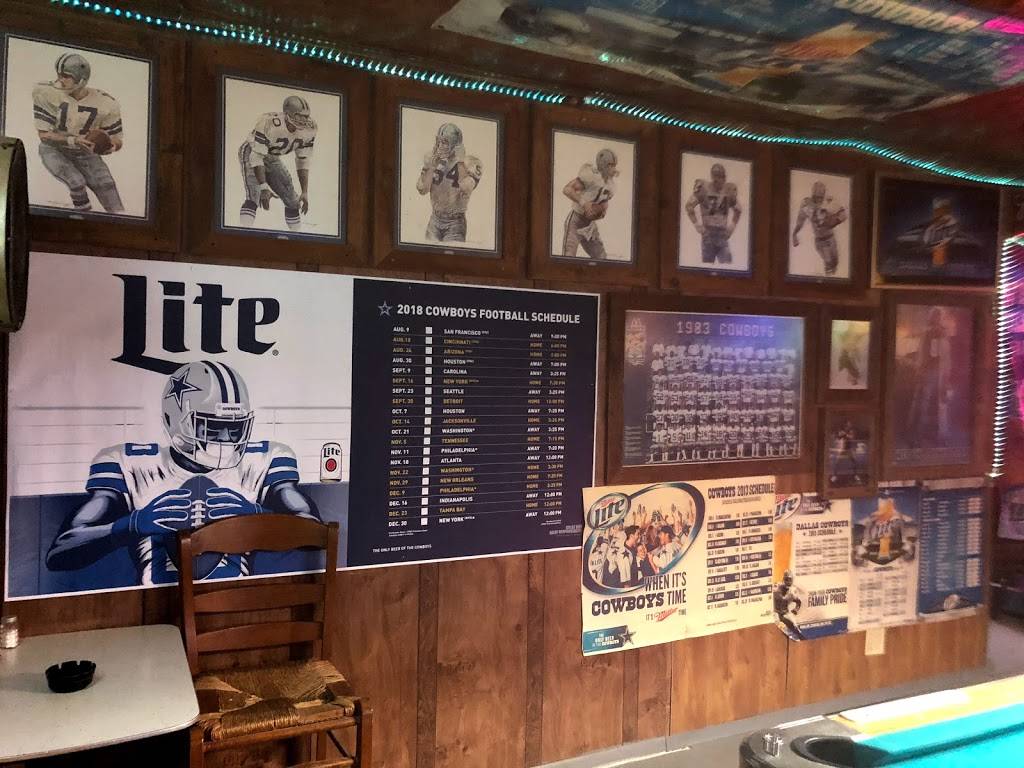 Reggies Bar & Grill | restaurant | 717 S Apperson St, Karnes City, TX 78118, USA | 8307804484 OR +1 830-780-4484