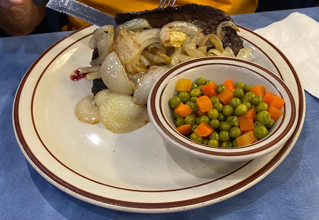 Georges Lakeview Café | cafe | 10502 W Thunderbird Blvd, Sun City, AZ 85351, USA | 6238763057 OR +1 623-876-3057