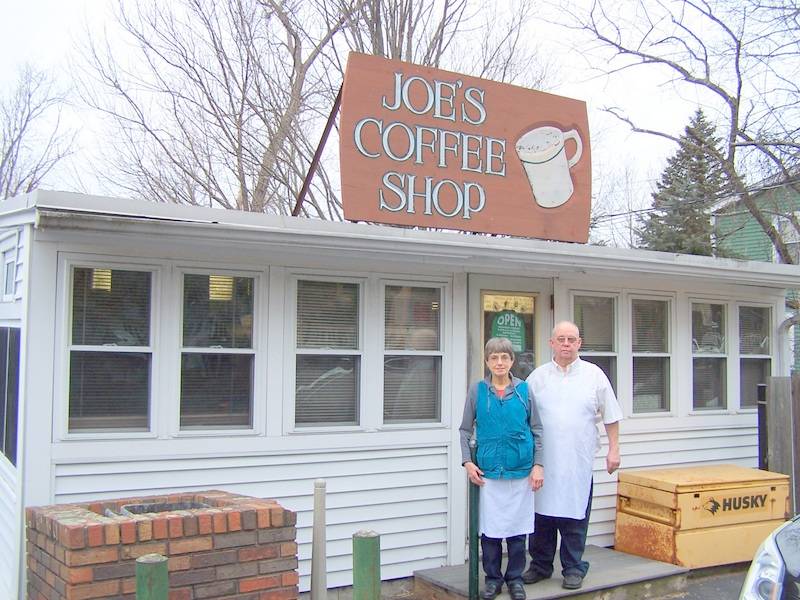 Joes Coffee Shop | restaurant | 346 Whiting St, Hanover, MA 02339, USA | 7818717181 OR +1 781-871-7181