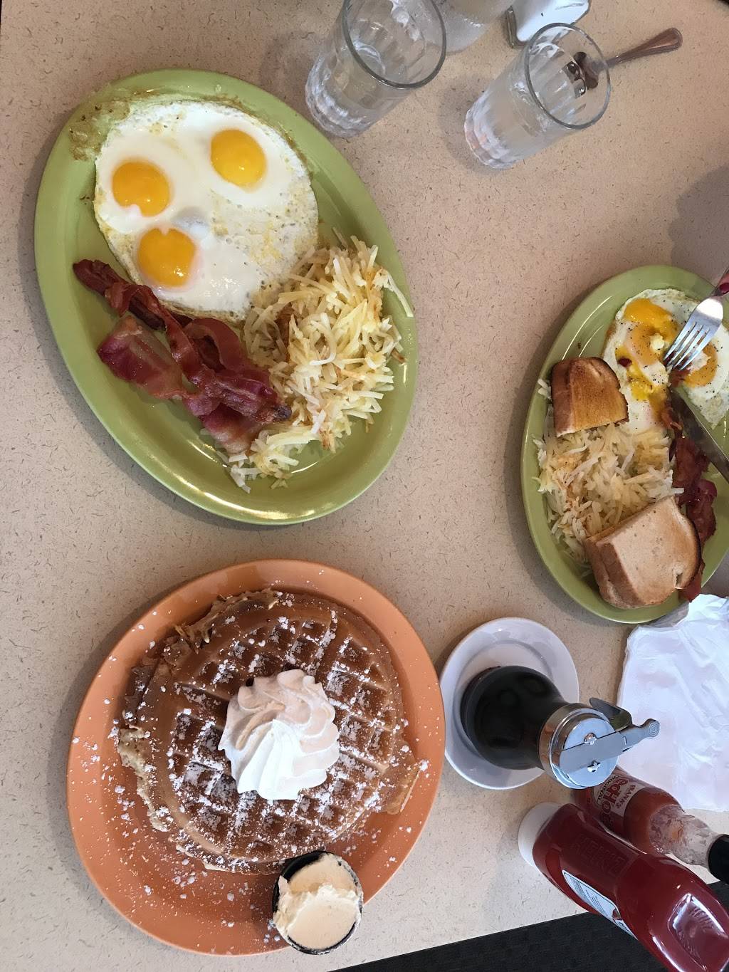 Scramblers | restaurant | 8679 Sancus Blvd, Columbus, OH 43240, USA | 6148467786 OR +1 614-846-7786