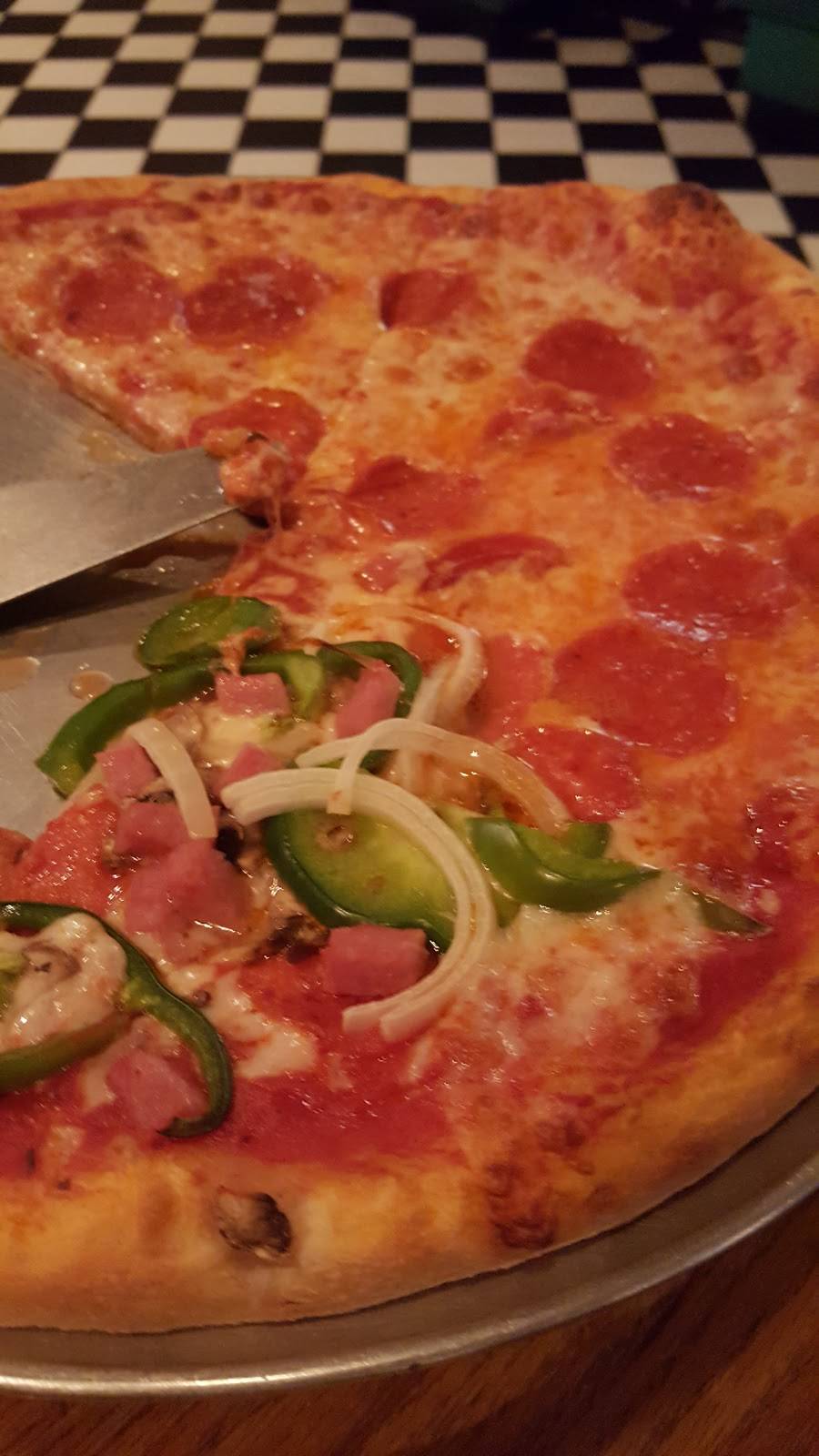 Elizabeths Pizza Italian Restaurant | restaurant | 3278 Silas Creek Pkwy, Winston-Salem, NC 27103, USA | 3367680605 OR +1 336-768-0605