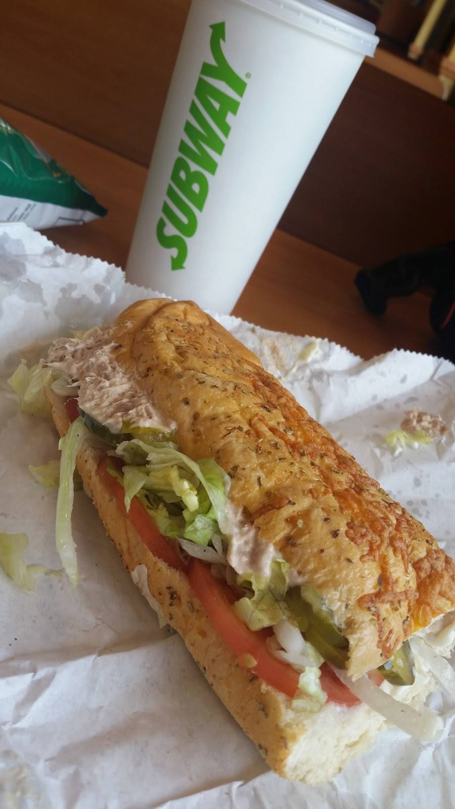 Subway | restaurant | 2511 Okeechobee Rd, Fort Pierce, FL 34947, USA | 7724614248 OR +1 772-461-4248