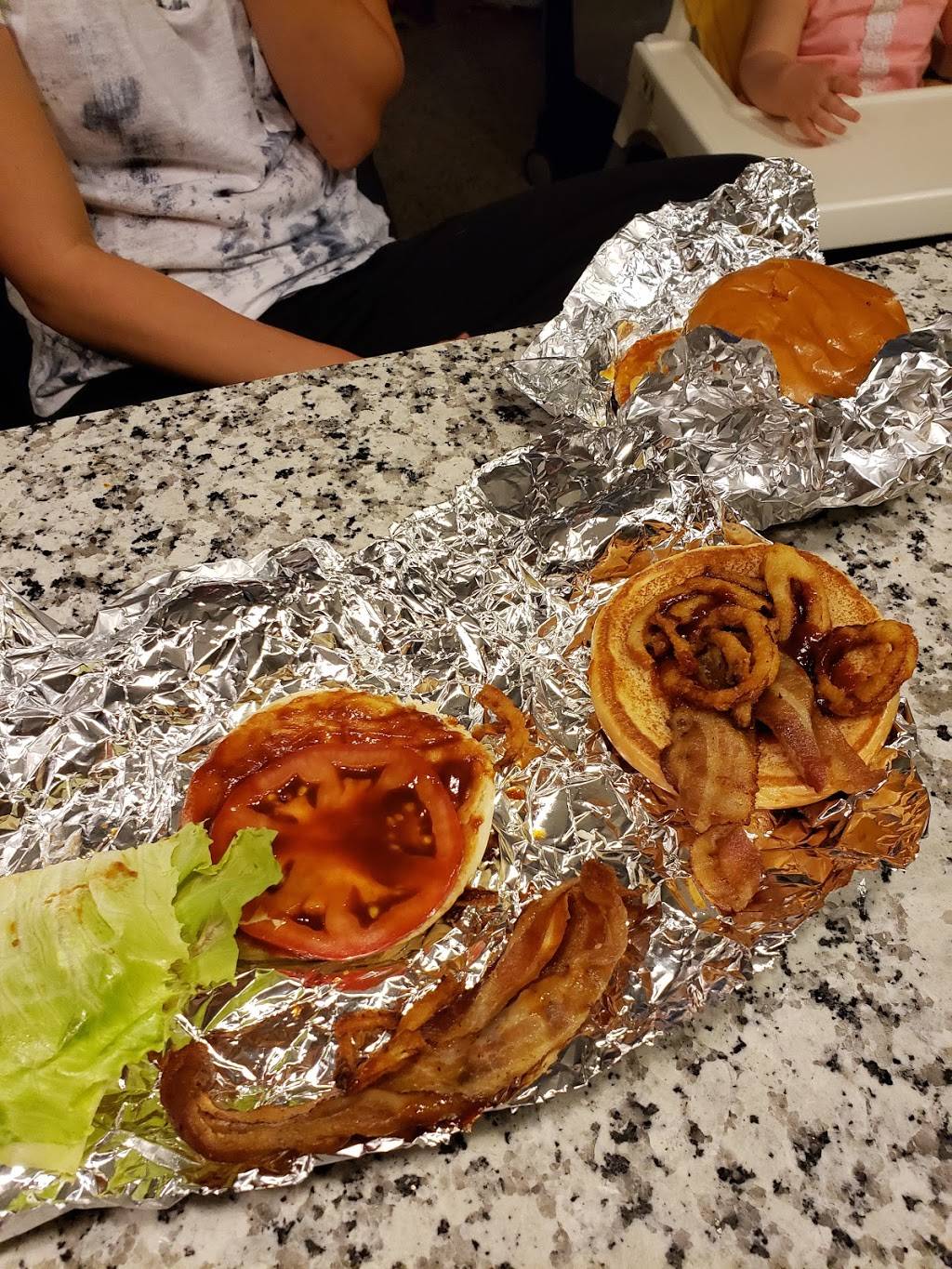 Good Times Burgers & Frozen Custard | restaurant | 11305 S Parker Rd, Parker, CO 80134, USA | 3038414673 OR +1 303-841-4673