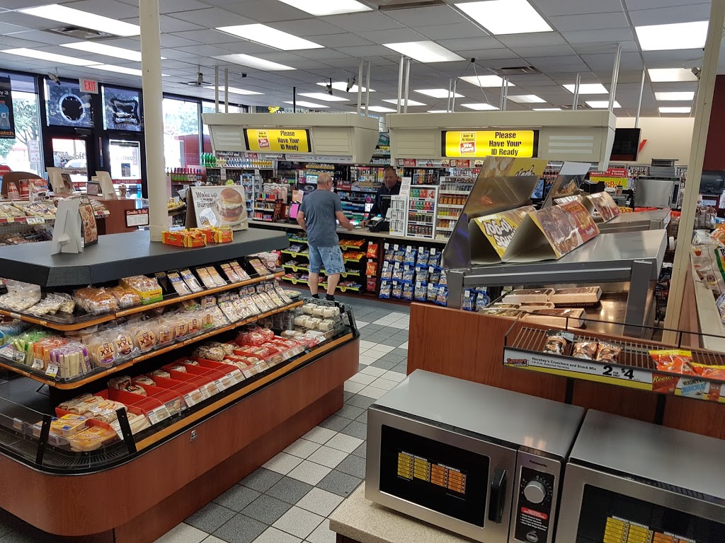 Holiday Stationstores | cafe | 5000 N Cliff Ave, Sioux Falls, SD 57104, USA | 6053358456 OR +1 605-335-8456