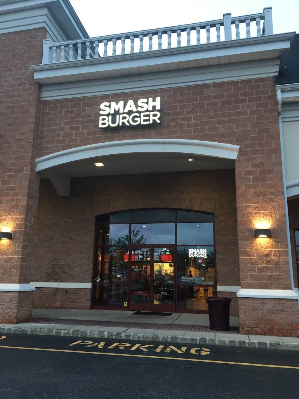 Smashburger | restaurant | 3150 US-22, Branchburg, NJ 08876, USA | 9085240099 OR +1 908-524-0099