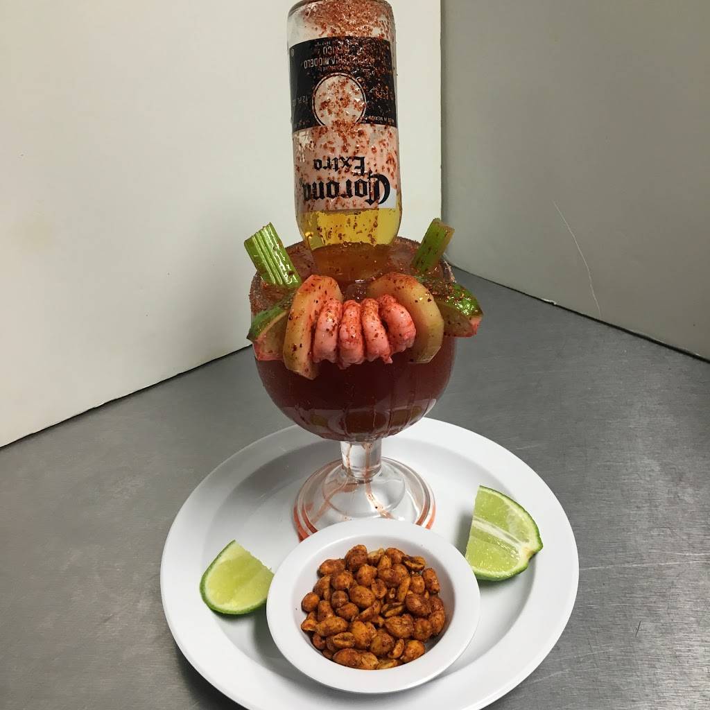 La Bahia | restaurant | 8414 Topanga Canyon Blvd, Canoga Park, CA 91304, USA | 8187040256 OR +1 818-704-0256