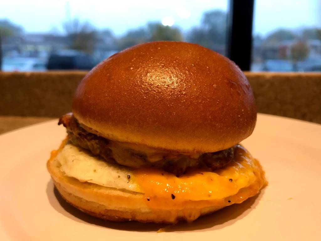 Caribou Coffee | cafe | 1127 Larpenteur Ave W, Roseville, MN 55113, USA | 6514875502 OR +1 651-487-5502