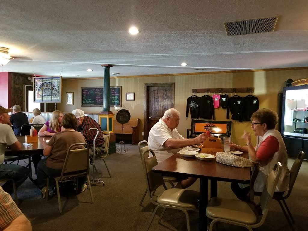 Lucky Pig Pub & Grill | restaurant | 113 W Walnut St, Ogden, IA 50212, USA | 5152759946 OR +1 515-275-9946