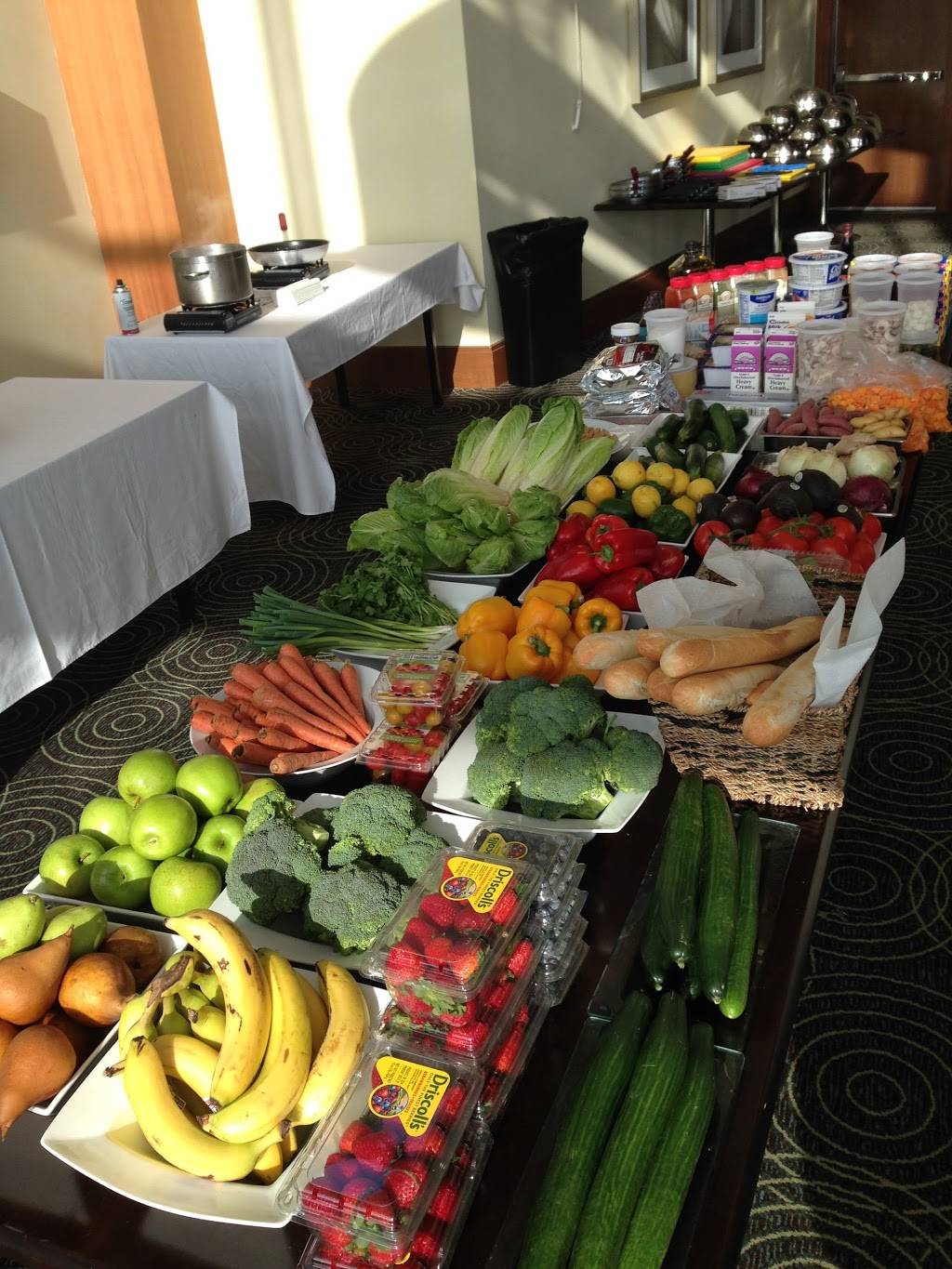 Sauciety an American Grill | restaurant | 171 Waterfront St, Oxon Hill, MD 20745, USA | 2407663640 OR +1 240-766-3640