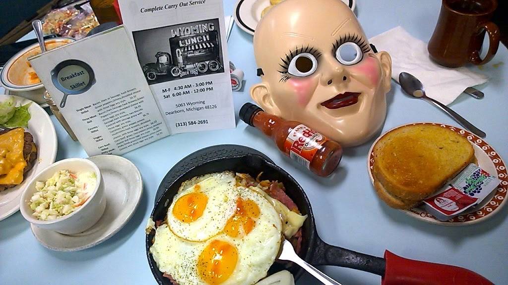 Wyoming Lunch | restaurant | 5063 Wyoming Ave, Dearborn, MI 48126, USA | 3135842691 OR +1 313-584-2691