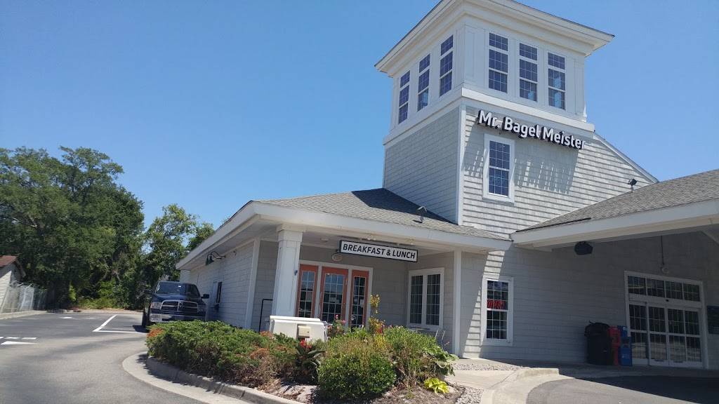 Mr. Bagel Meister - Pleasure Island | bakery | 1328 N Lake Park Blvd, Carolina Beach, NC 28428, USA | 9107071144 OR +1 910-707-1144
