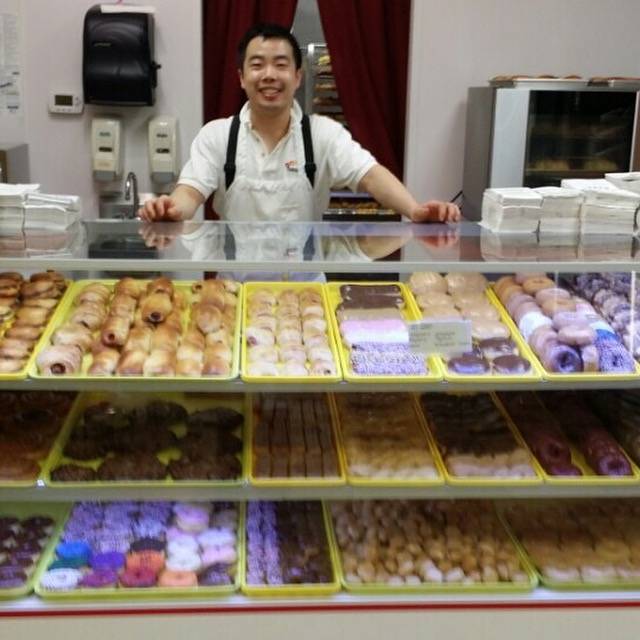 Bakers Dozen Donuts | restaurant | 3166 S, State Hwy 161 Ste 180, Grand Prairie, TX 75052, USA | 9726393834 OR +1 972-639-3834