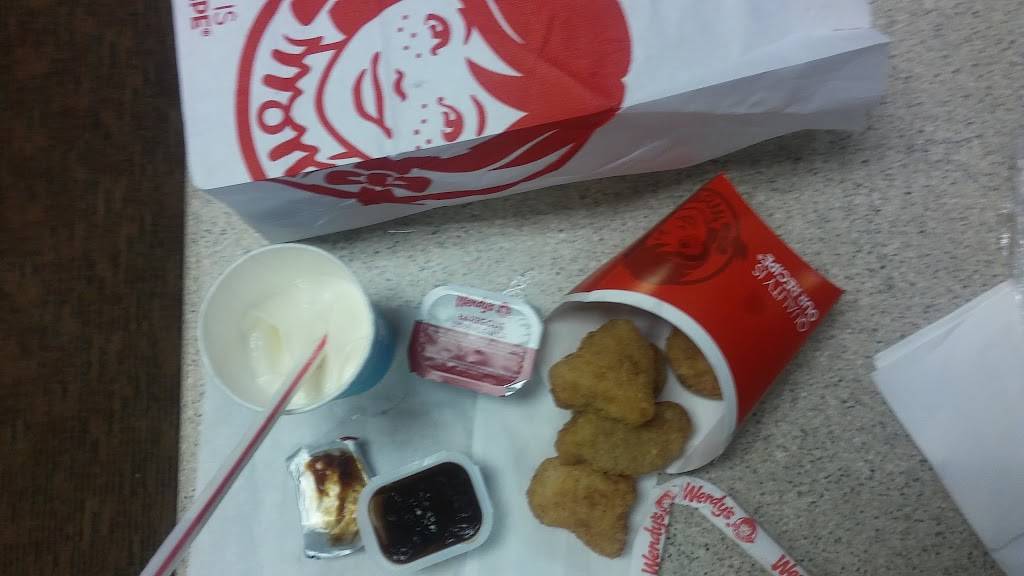 Wendys | restaurant | 12000 Buckeye Rd, Cleveland, OH 44120, USA | 2165610444 OR +1 216-561-0444