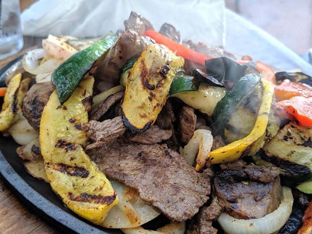 Coyotes Southwestern Grill | restaurant | 5250 W 9th St Dr, Greeley, CO 80634, USA | 9703361725 OR +1 970-336-1725