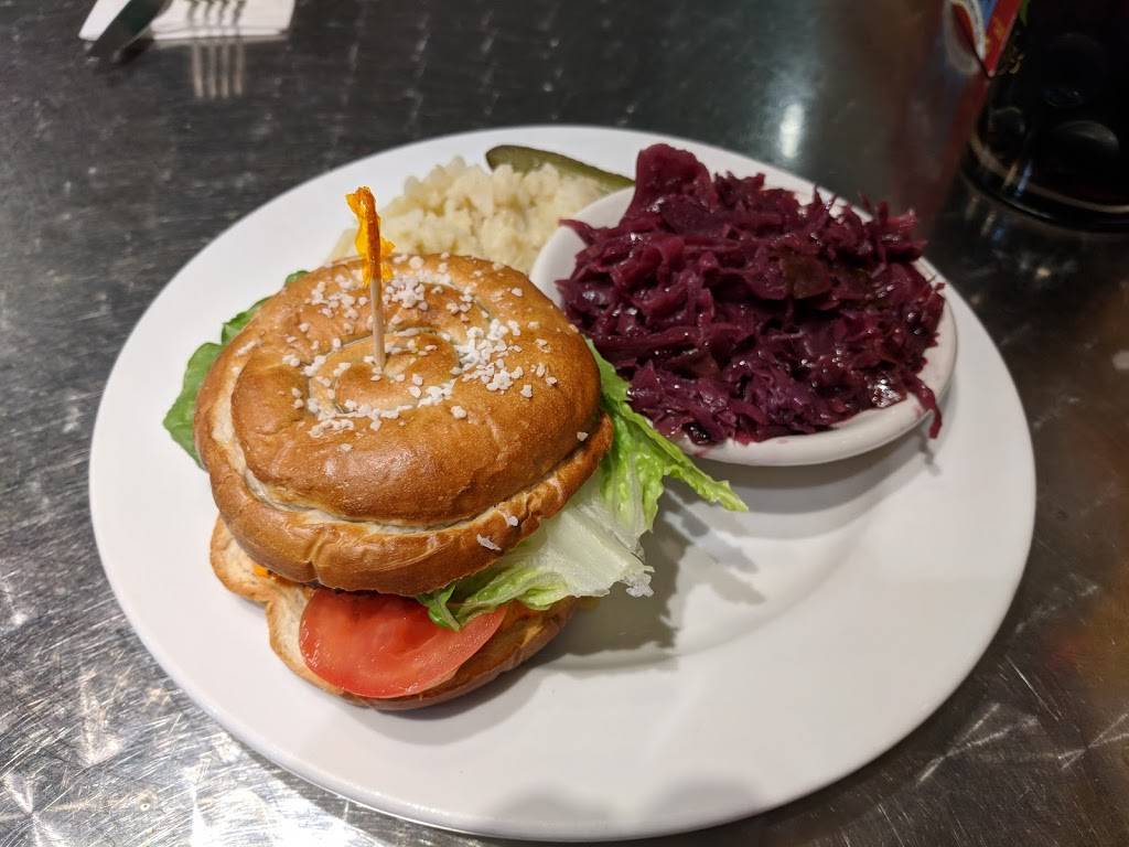 Karls Sausage Kitchen & European Market | restaurant | 1 Bourbon St, Peabody, MA 01960, USA | 9788546650 OR +1 978-854-6650