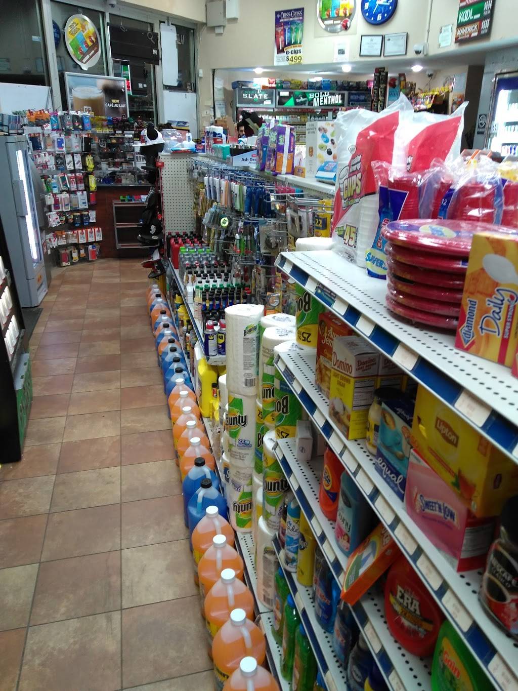 Dunkin Donuts | cafe | 6 Main Ave, Wallington, NJ 07057, USA | 9734580570 OR +1 973-458-0570