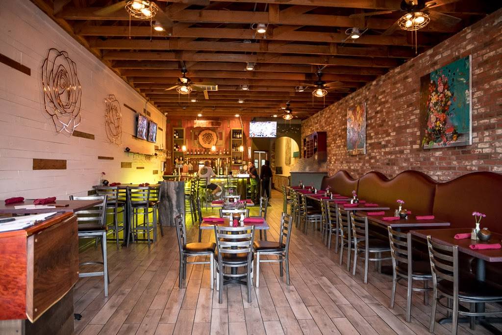 Rosewood Kitchen | restaurant | 608 Mission Ave, Oceanside, CA 92054, USA | 7602315886 OR +1 760-231-5886