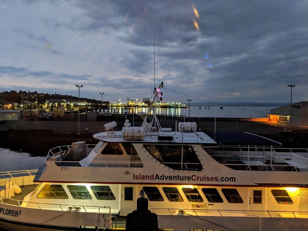 Downriggers on the Water | restaurant | 115 E Railroad Ave #207, Port Angeles, WA 98362, USA | 3604522700 OR +1 360-452-2700