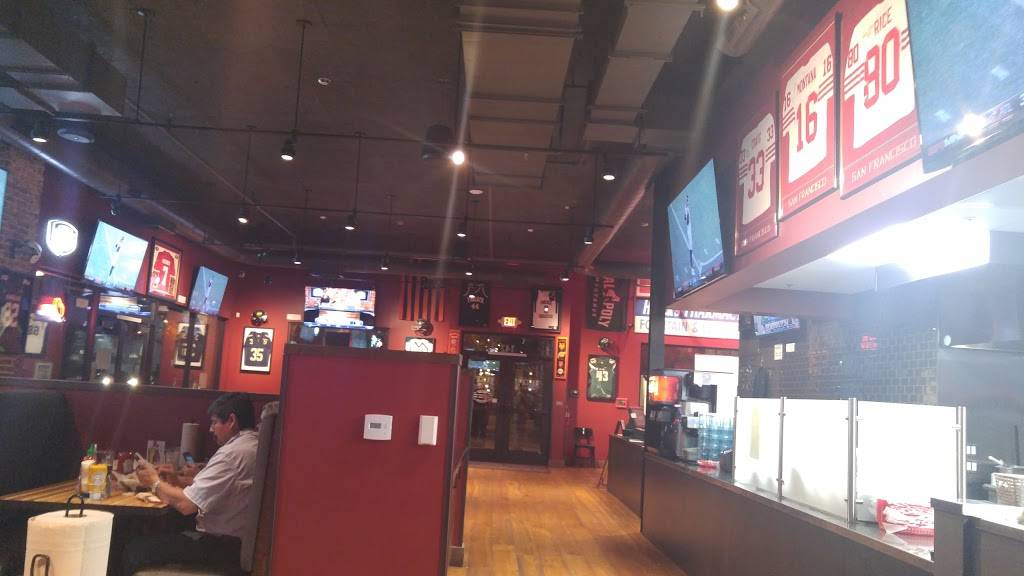 Haucks Grill | restaurant | 142 W Main St, Turlock, CA 95380, USA | 2092502653 OR +1 209-250-2653