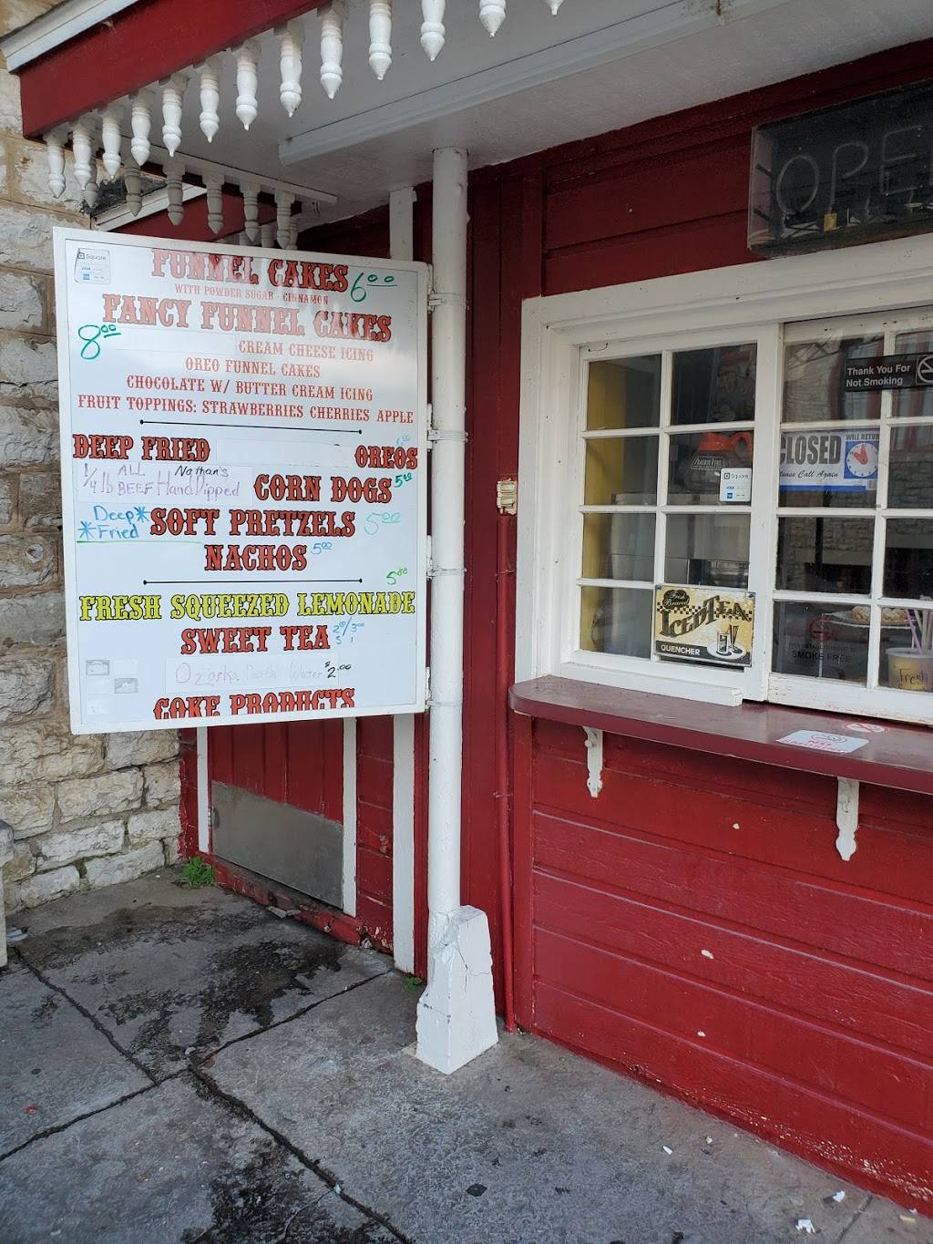 Eureka Springs Funnel Cake Factory | restaurant | 27s N Main St, Eureka Springs, AR 72632, USA | 4796166456 OR +1 479-616-6456