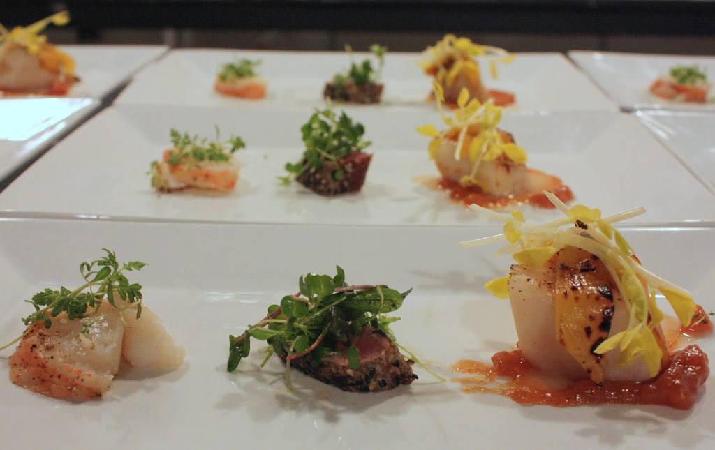 Alhadeff Grill | restaurant | 6000 16th Ave SW, Seattle, WA 98106, USA | 2069345817 OR +1 206-934-5817