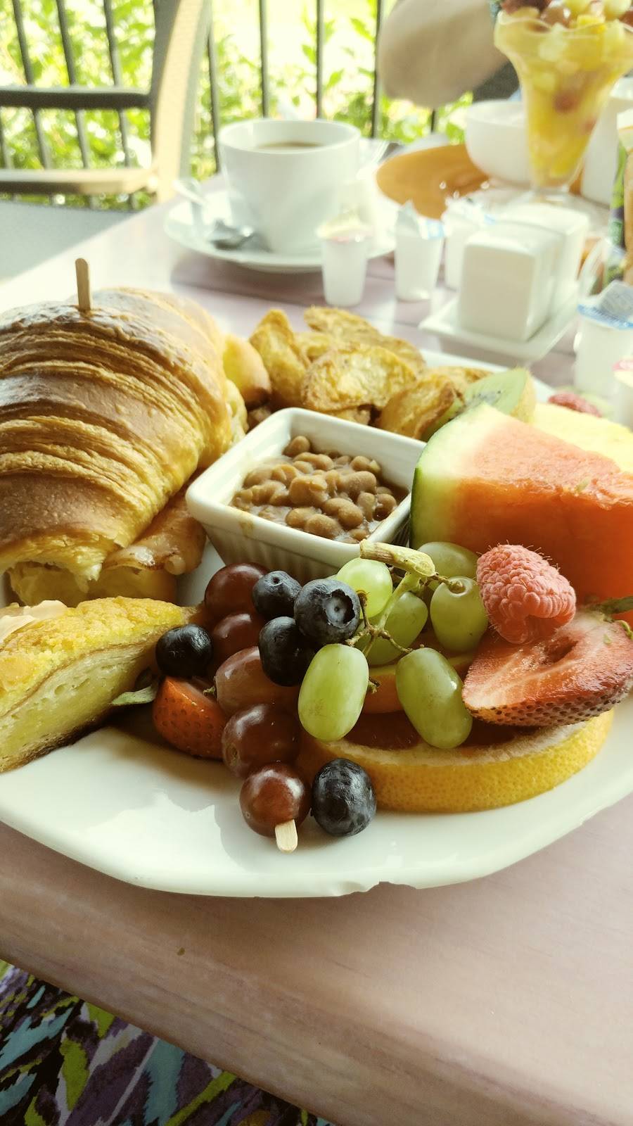 Boulangerie Pâtisserie Canael | bakery | 1389 Rue Shefford, Bromont, QC J2L 1E2, Canada | 4505340244 OR +1 450-534-0244