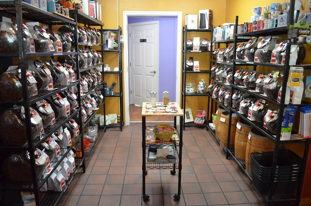 The Coffee Mill | cafe | 13128 Indian Rocks Rd, Largo, FL 33774, USA | 7275956717 OR +1 727-595-6717