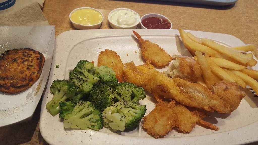 Captain Ds | restaurant | 101 Supercenter Dr, Calera, AL 35040, USA | 2056689949 OR +1 205-668-9949