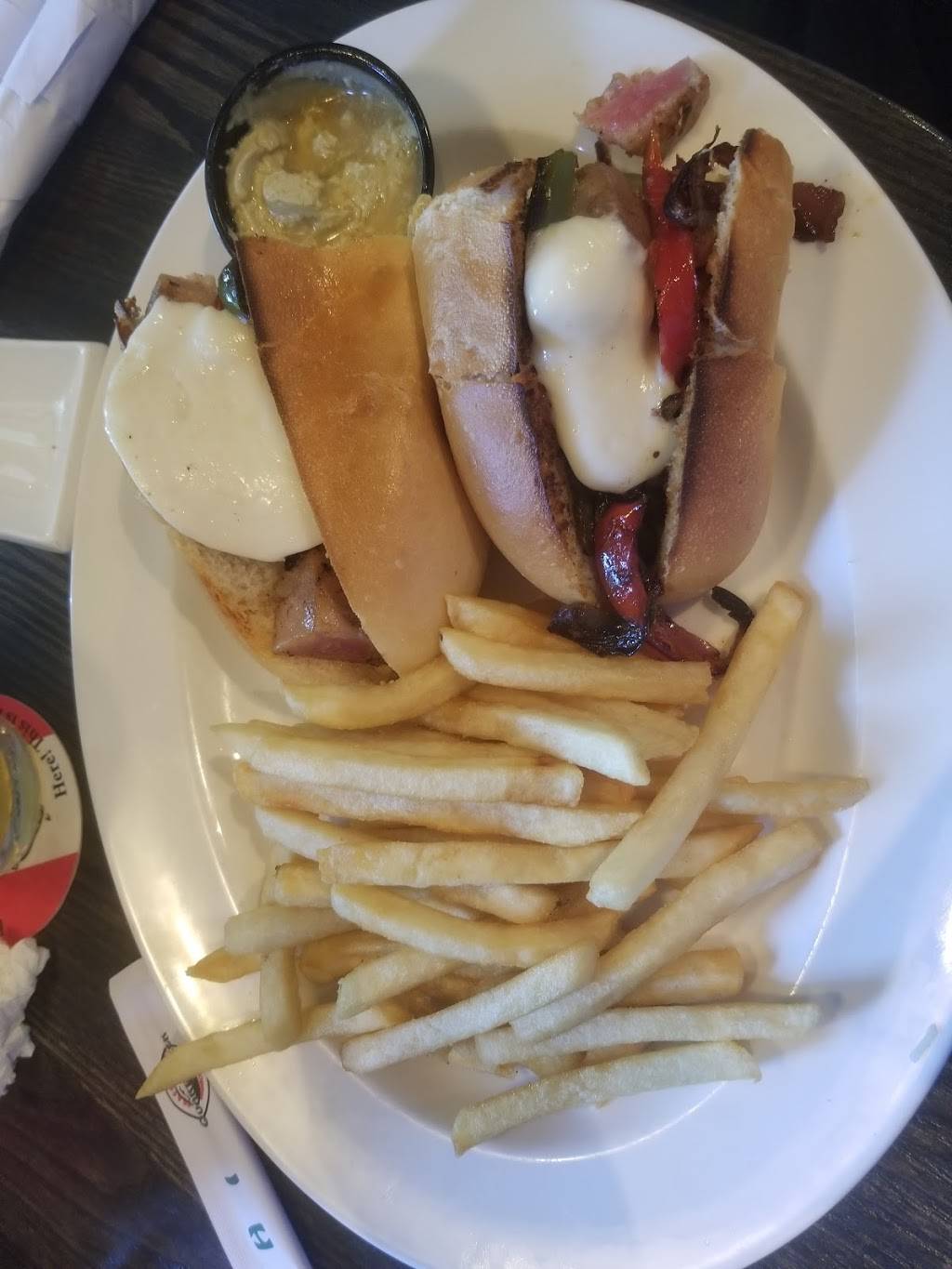 Quarterdeck Restaurants | restaurant | 1035 SE 17th St, Fort Lauderdale, FL 33316, USA | 9545246163 OR +1 954-524-6163